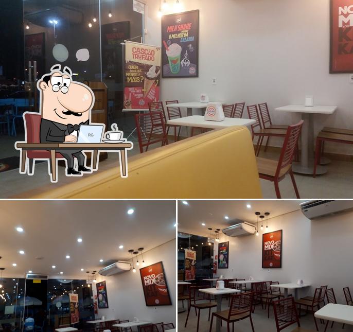 Veja imagens do interior do Chiquinho Sorvetes