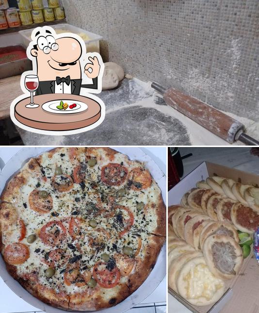 Comida em Pizzaria Bom Sabor