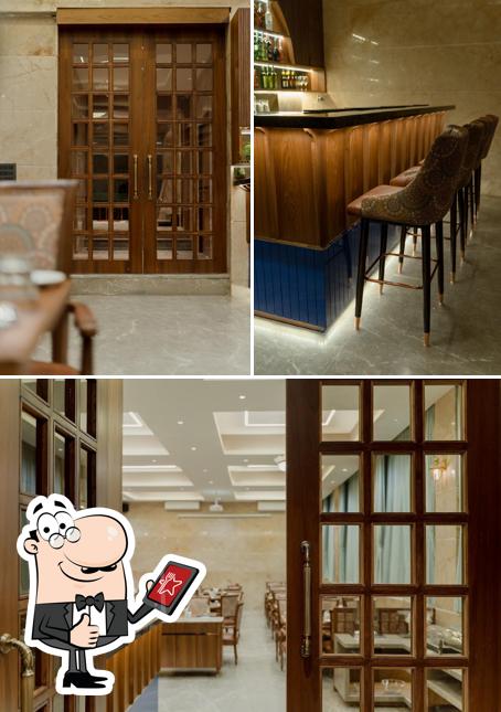 Berlin Bar & Restaurant