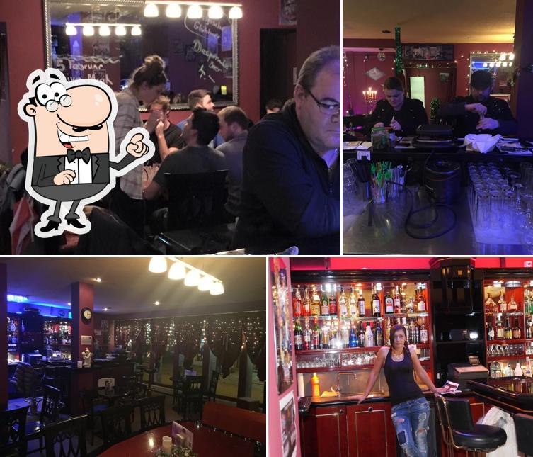 Dai un'occhiata agli interni di Crazy Mary Pub