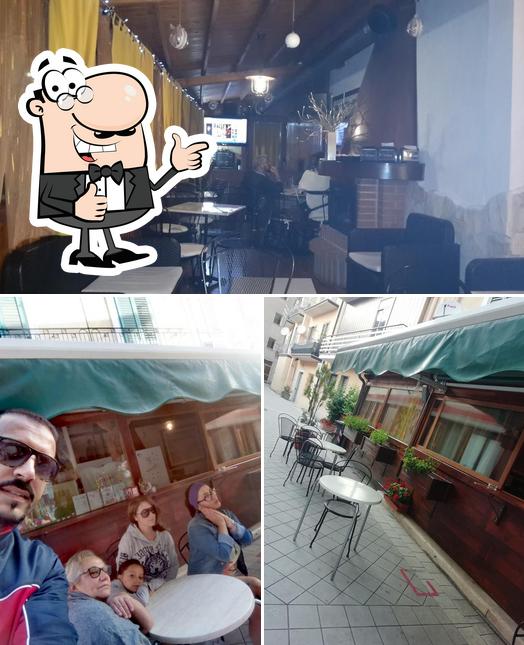 Regarder cette photo de Bar "La Genziana"