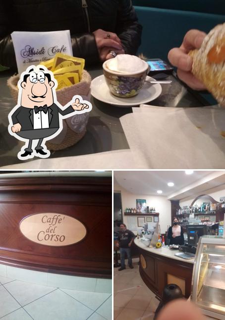 Dai un'occhiata agli interni di Caffè Del Corso