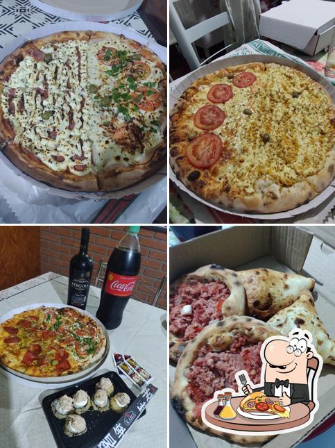 Escolha diferentes tipos de pizza