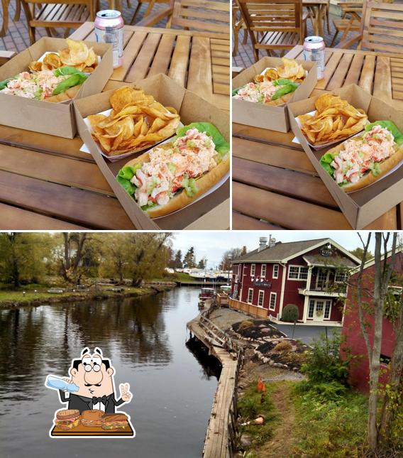Find the best place to eat in Pultneyville, winter 2024 Restaurant Guru