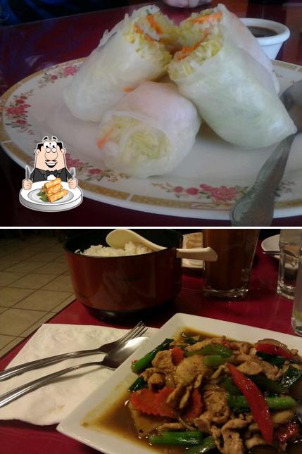 Spring rolls at 75th Thai Taste Restaurant