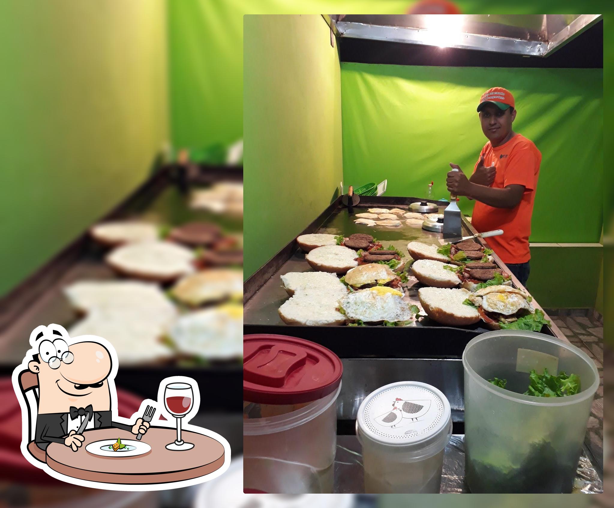.Max Lanches em novo endereço.