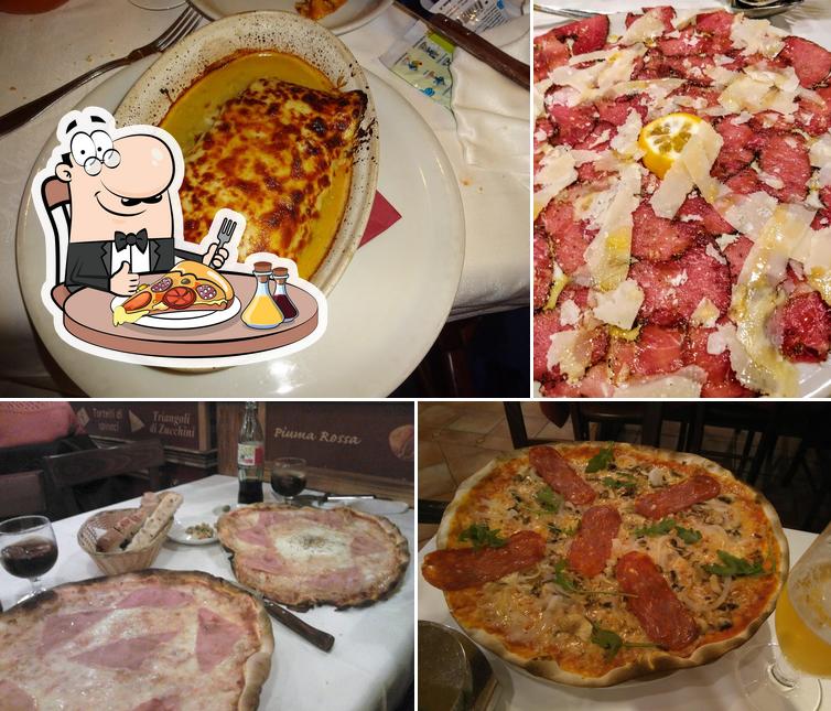 Try out pizza at Restaurant La Tagliatella | Rubí