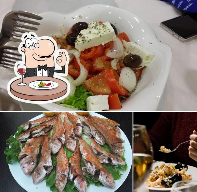 Food at 100 Shijet e Detit - Seafood Restaurant