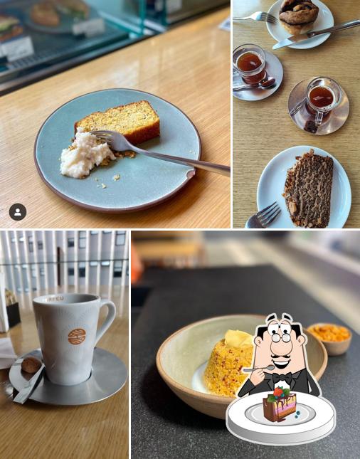Bolo de chocolate em Balaio Café