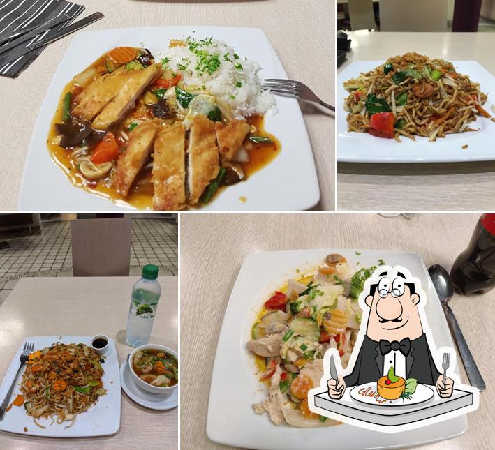 Meals at Asia-Wok Inh. Van Khai Nguyen