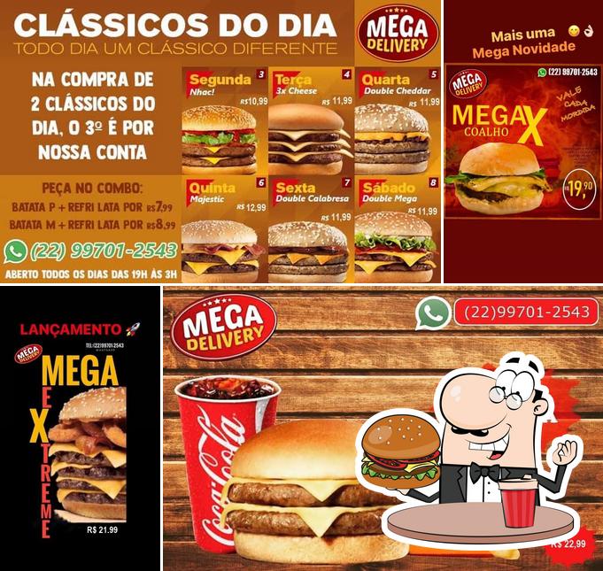 Experimente um hambúrguer no Mania Carioca
