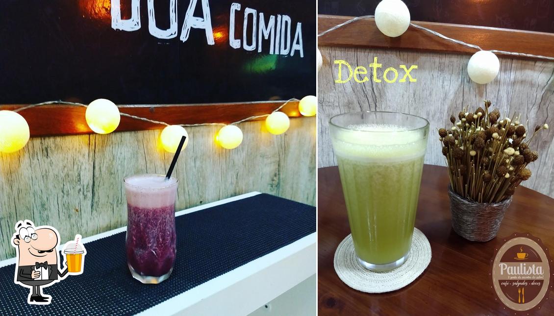 Desfrute de um drinque no Paulista Café