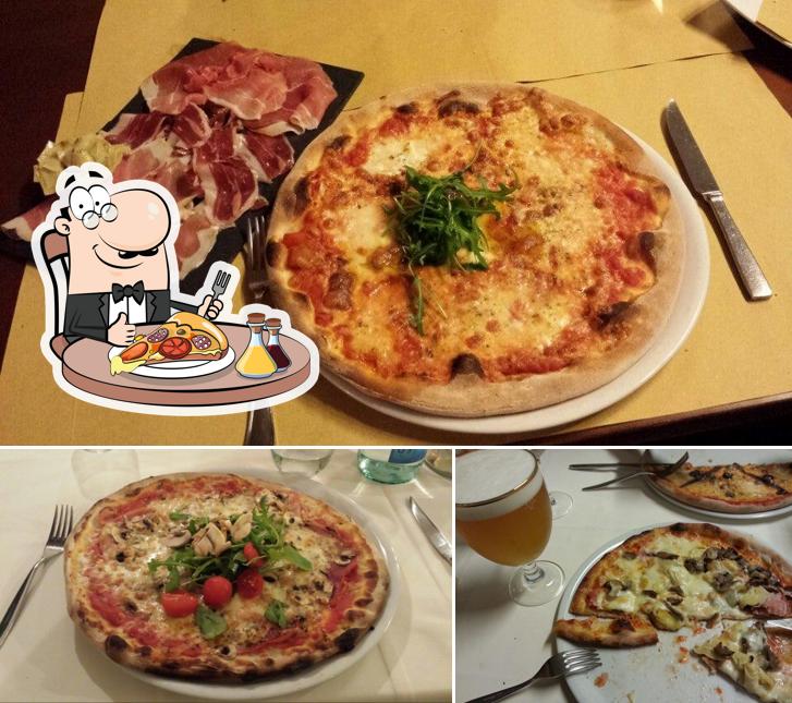 Scegli una pizza a Ristorante Pizzeria Campiello