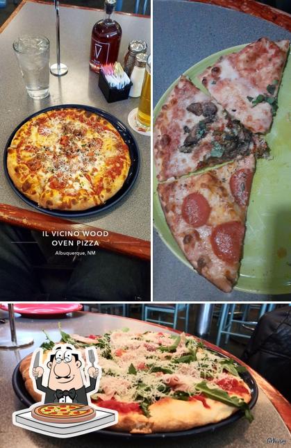 Elige una pizza en Il Vicino Wood Oven Pizza - Albuquerque Heights