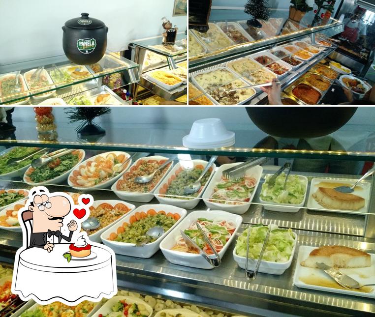 Restaurante Sabor do CAB oferece uma escolha de sobremesas