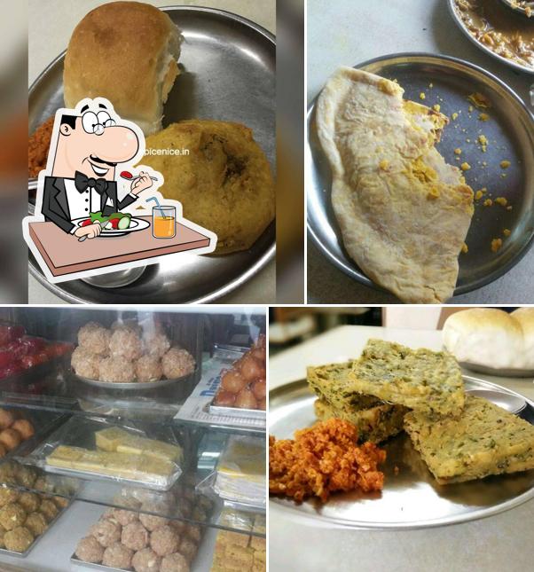 Meals at Tambe Uphar Gruh