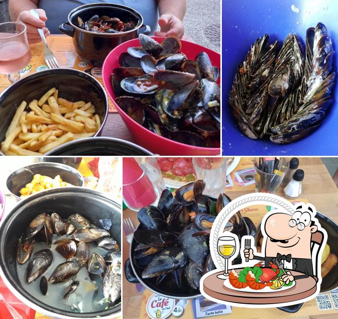 Commandez de nombreux repas à base de fruits de mer servis par La Moule en Fête