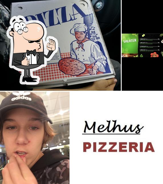 Look at the pic of Melhus pizzeria AS