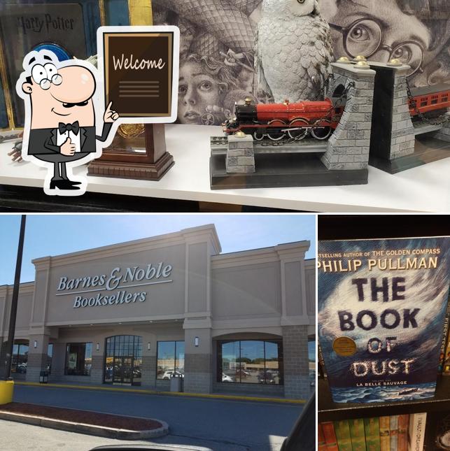 Barnes & Noble, 120 Watertower Plaza in Leominster Restaurant reviews