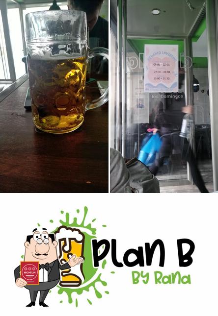 Vea esta imagen de Bar PLAN B by RANA