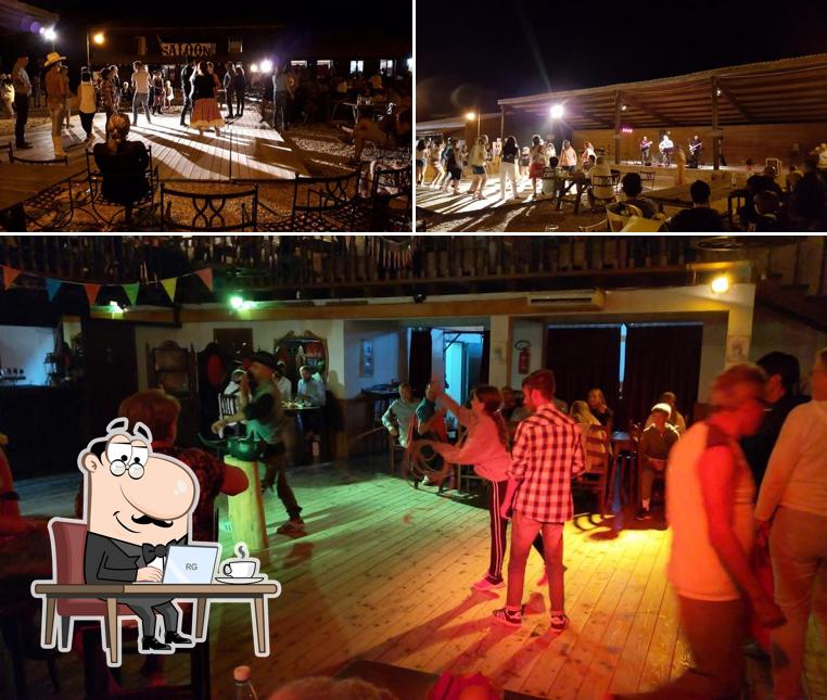 Gli interni di Saloon - Pub & Ristorante