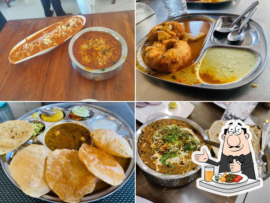 Food at Deshpande Veg