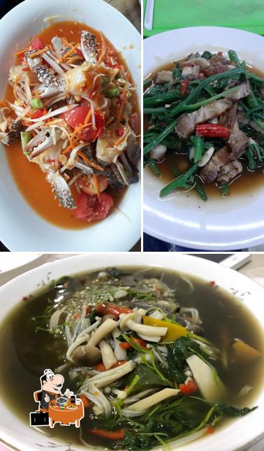 Попробуйте блюда с морепродуктами в "ตำจังกรู 3"
