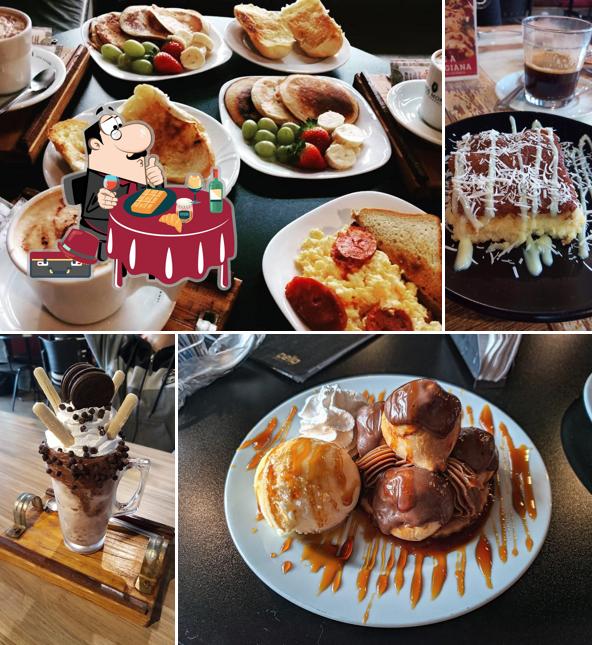 Waffles em Democrata Café Mauá