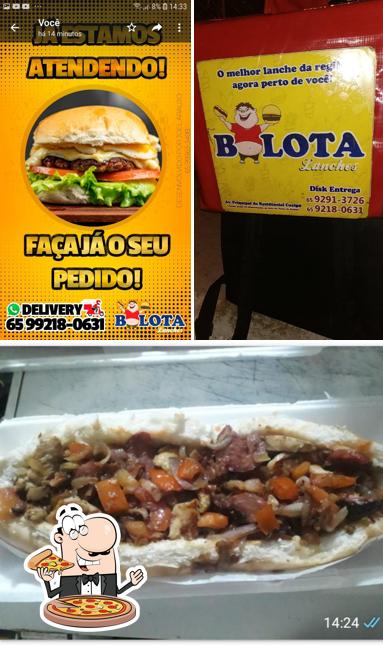 Escolha pizza no Bolota Lanches