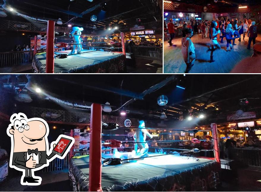 Whiskey Dix Saloon in Murfreesboro Restaurant reviews