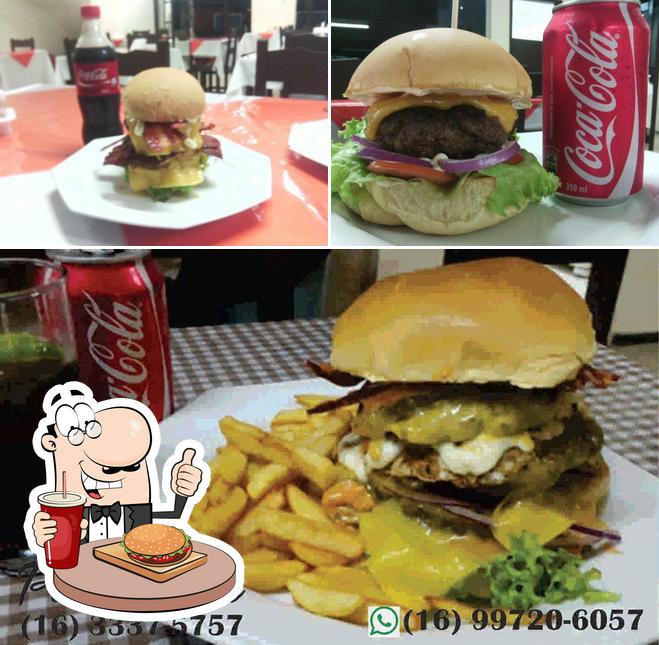 Delicie-se com um hambúrguer no Point-burger