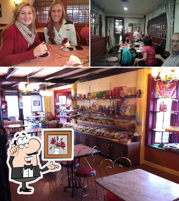 Putnam Pantry in Danvers Restaurant menu and reviews