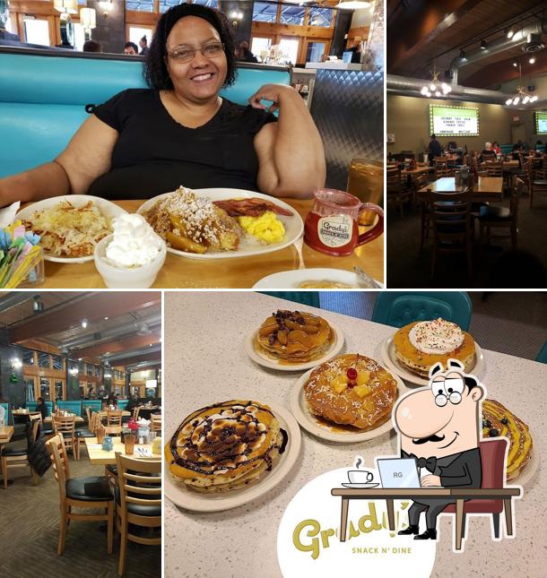 Grady's Snack N' Dine in Homewood - Restaurant menu and reviews