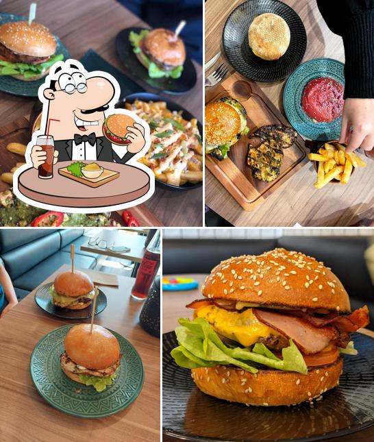 Griller's Mark Cafe, Burger Bar & Grill in Ballarat Central
