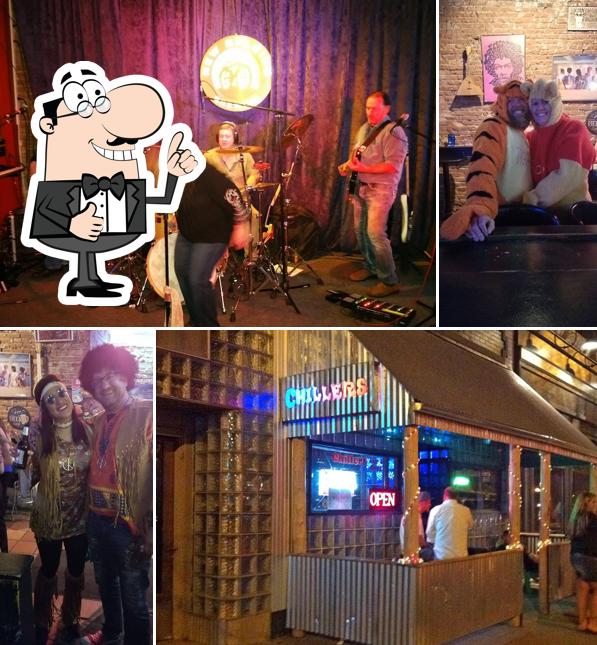 Chillers Bar and Grill in Loveland Restaurant menu and reviews