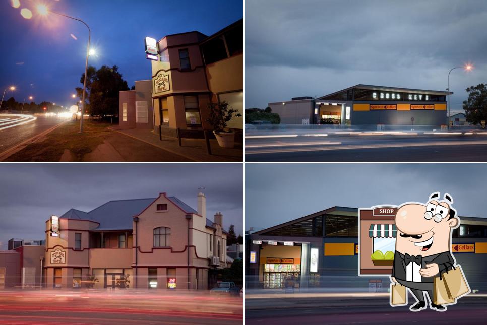 The exterior of Cross Keys Hotel Adelaide