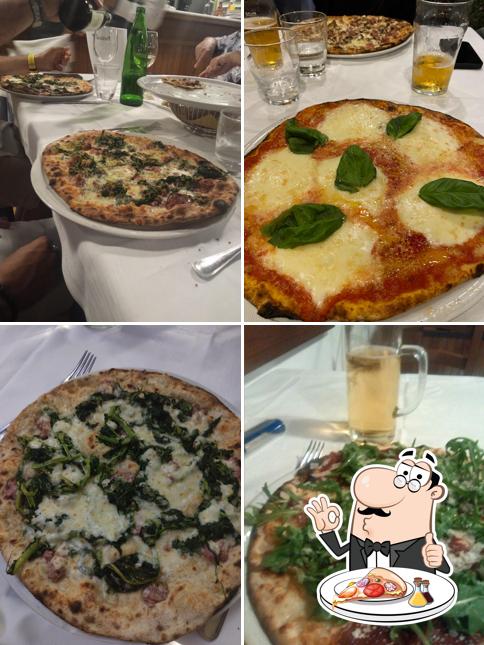 Scegli una pizza a Ristorante Capperi!