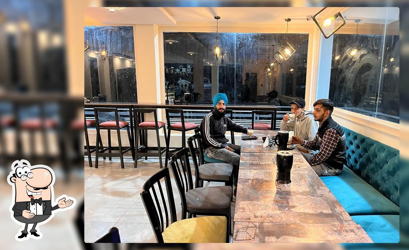 The White House Cafe
