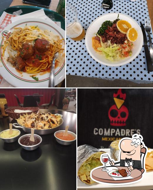 Prove refeições de carne no Compadre`s Mexican Bar - Comida Mexicana Kobrasol