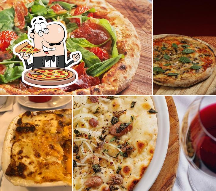 Закажите пиццу в "Eccellenza VillageMall - Cucina Italiana"