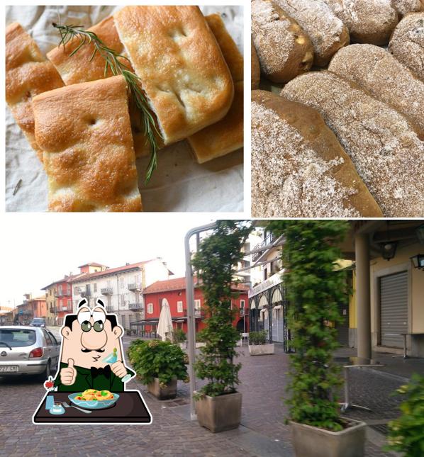 Tra le varie cose da Panificio Pasticceria Fisichella si possono trovare la cibo e esterno