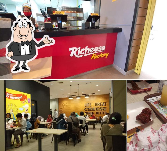 Richeese Factory Restaurant Mentawa Baru Hilir Restaurant Reviews