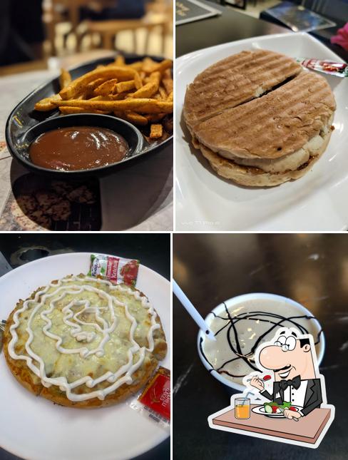 Food at COFFEE CLUB NX