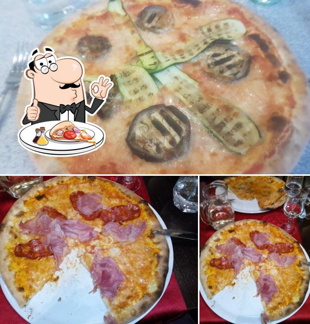 Scegli una pizza a Bella Napoli