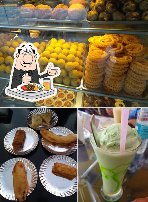 Meals at Anns Bakery Santhome, Pala