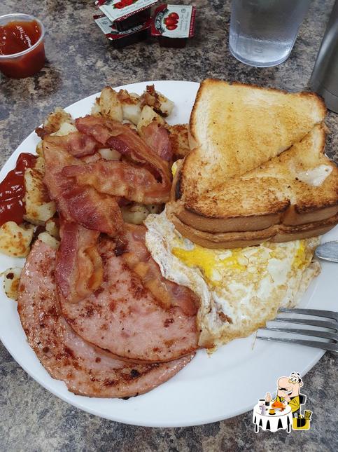 Maple House Bakery & Cafe in O'Leary Restaurant reviews