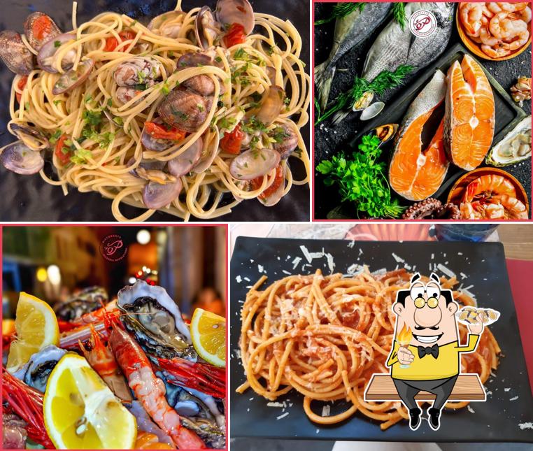 Scegli tra i molti prodotti di cucina di mare proposti a O'Pazzariello