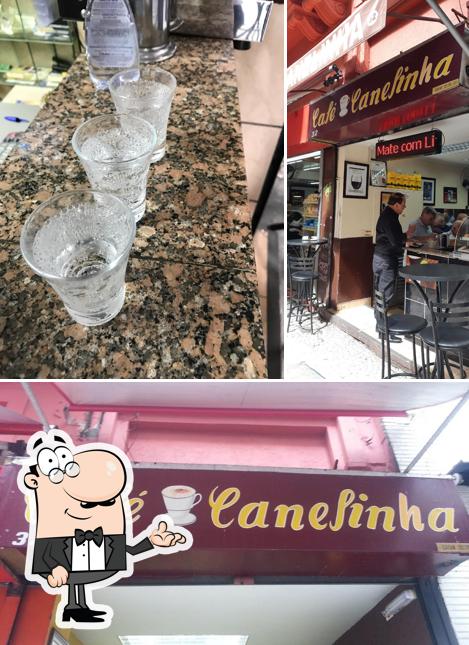 O interior do Café Canelinha