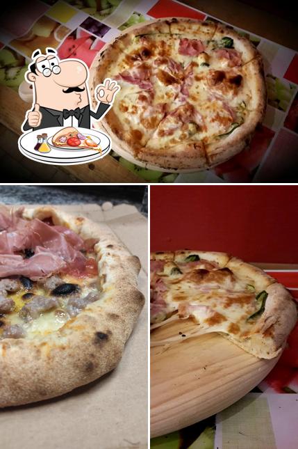 Choisissez des pizzas à Pizzeria Fuori Strada