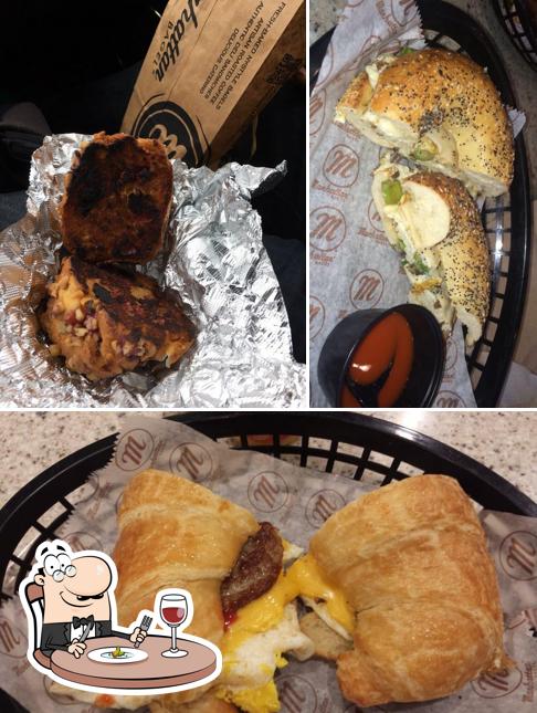 Manhattan Bagel, 650 Union Blvd in Totowa Restaurant menu and reviews